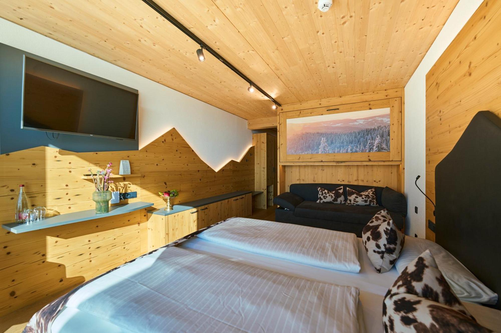Bergwelt Kandel Hotel & Eventlocation Waldkirch Exterior photo